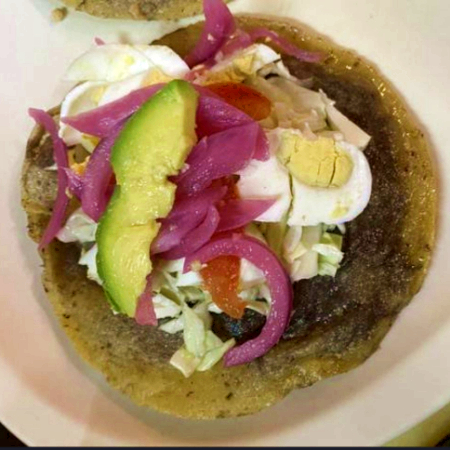 Panuchos de huevo (pieza)