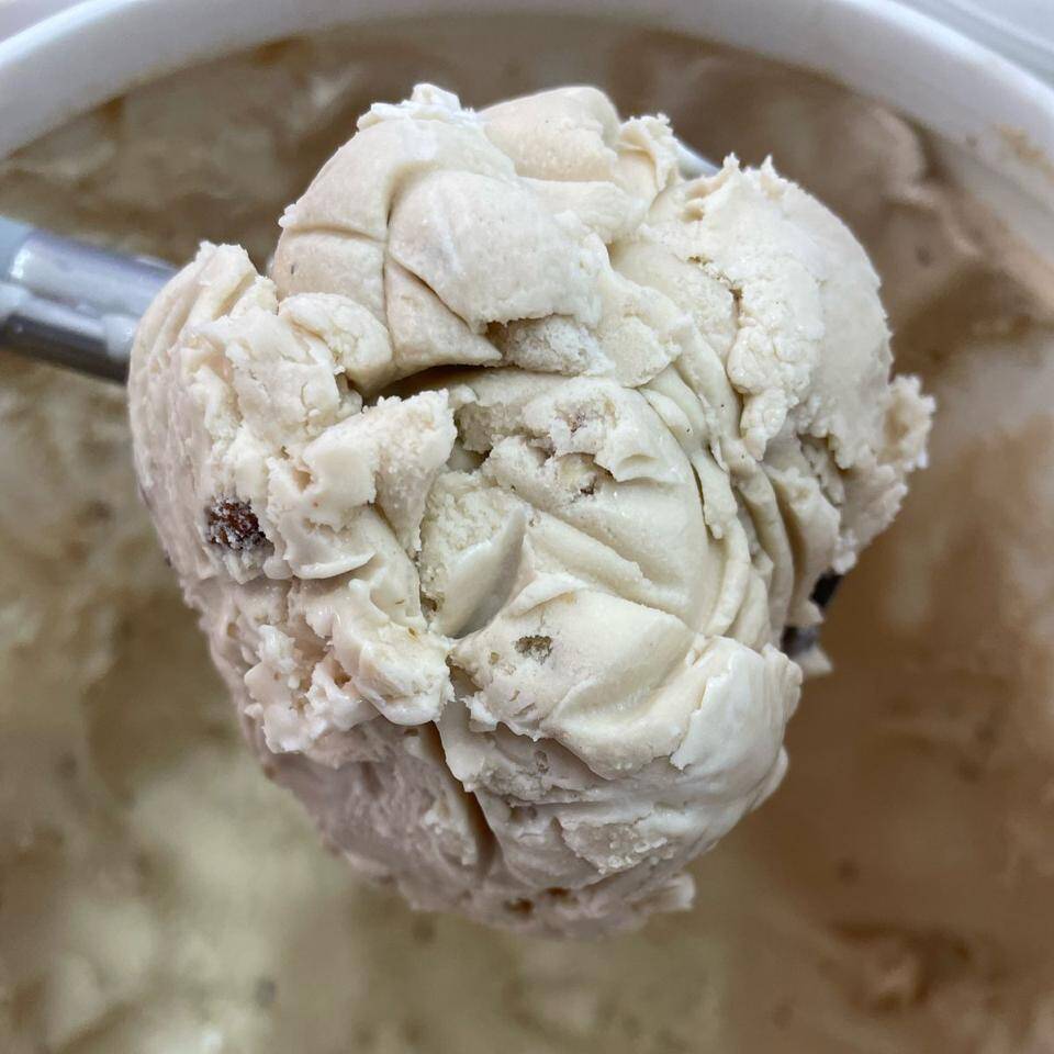 Nieve de Nuez 1/2 Litro.
