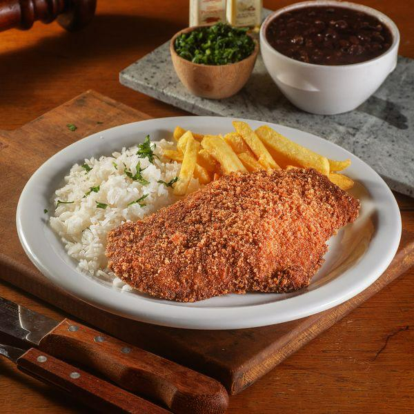 Filé mignon, filé de alcatra ou filé de frango. Empanados à perfeição e acompanhamentos de sua preferência..