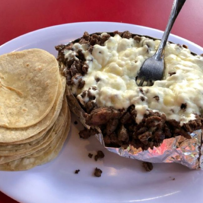 Papa Bistec y Queso