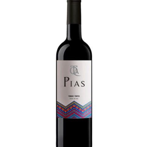 Vinho Já Pias – Tinto Português meio seco (Alentejo) Vinho gostoso e fácil de beber, com sabor de frutas maduras e bem equilibrado. Vai bem com carnes, massas e pra acompanhar qualquer refeição do dia a dia.