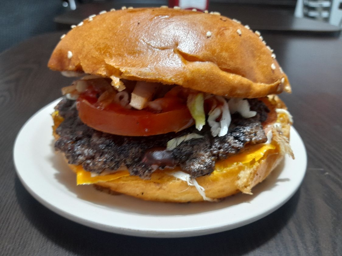 Hamburguesa Clásica Jumbo Pan Artesanal