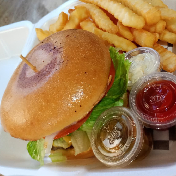 Hamburguesa con papas (una carne).