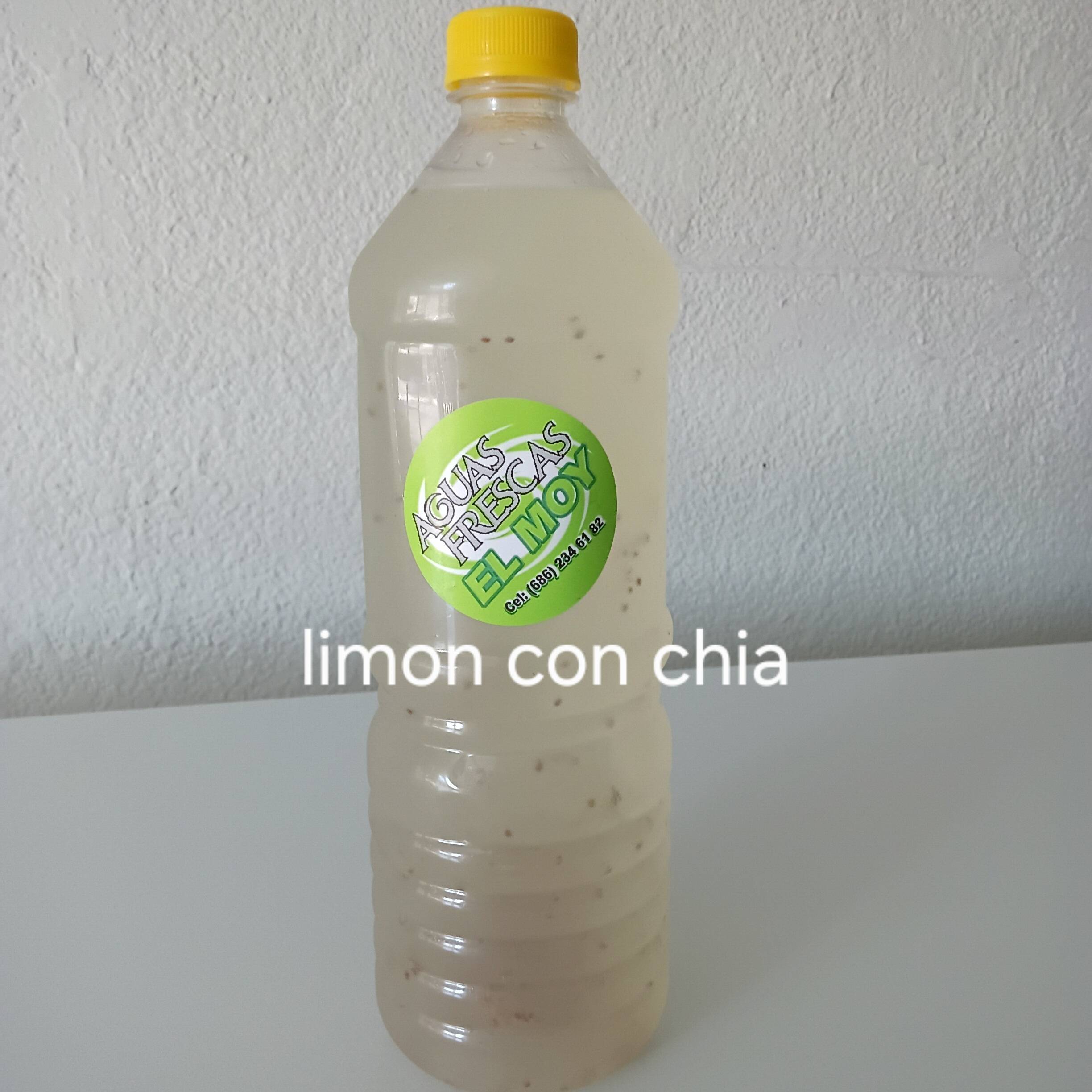 Agua de Limón con Chía