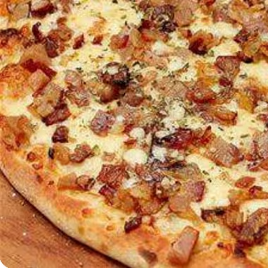 Frango coberto com Mussarela e Bacon