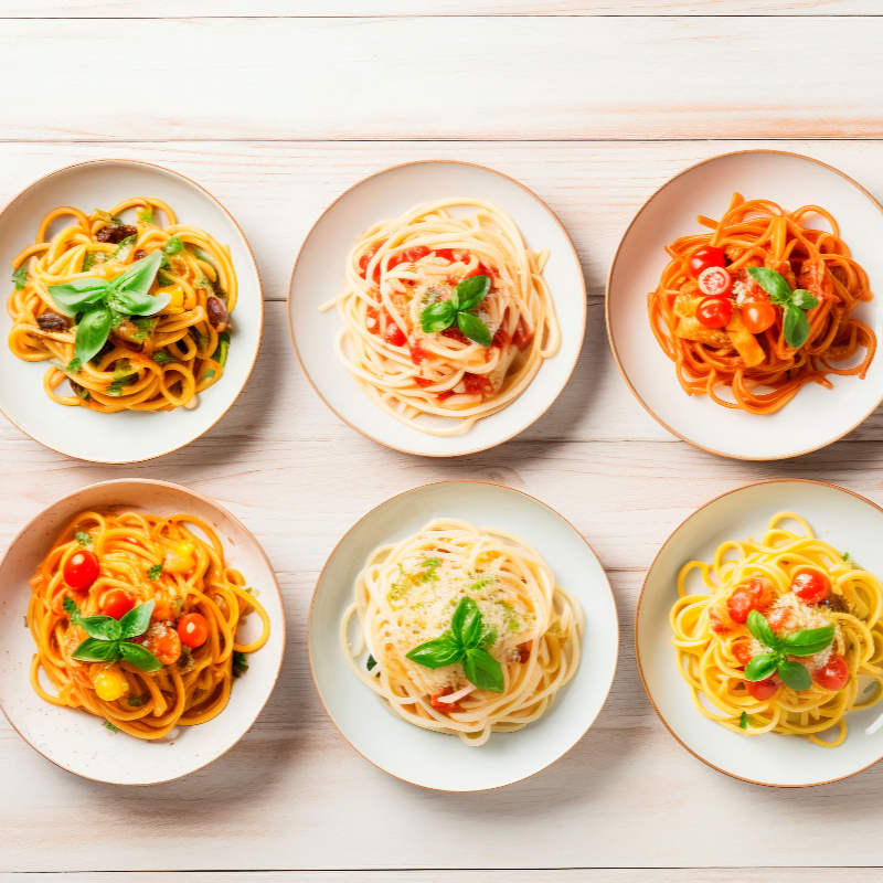Massas : Spaghetti - Fusille - Penne Molhos : Bolonhesa - Pomodoro - Itala-Nordestina ( Calabresa ) - Molho Branco Bechamel com frango desfiado Gentileza descrever nas observações