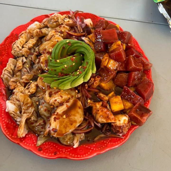 CAMARON PULPO ATUN