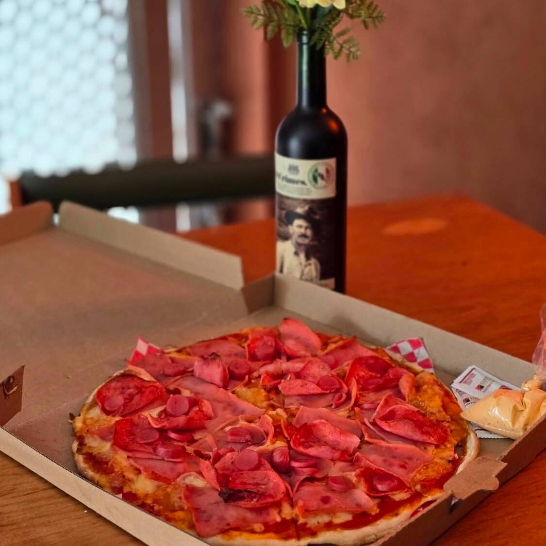 Pizza Carnes Frías Jumbo