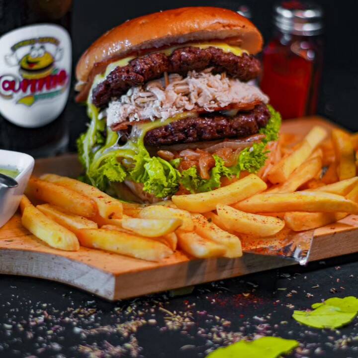 Hamburguesa Doble Carne Especial
