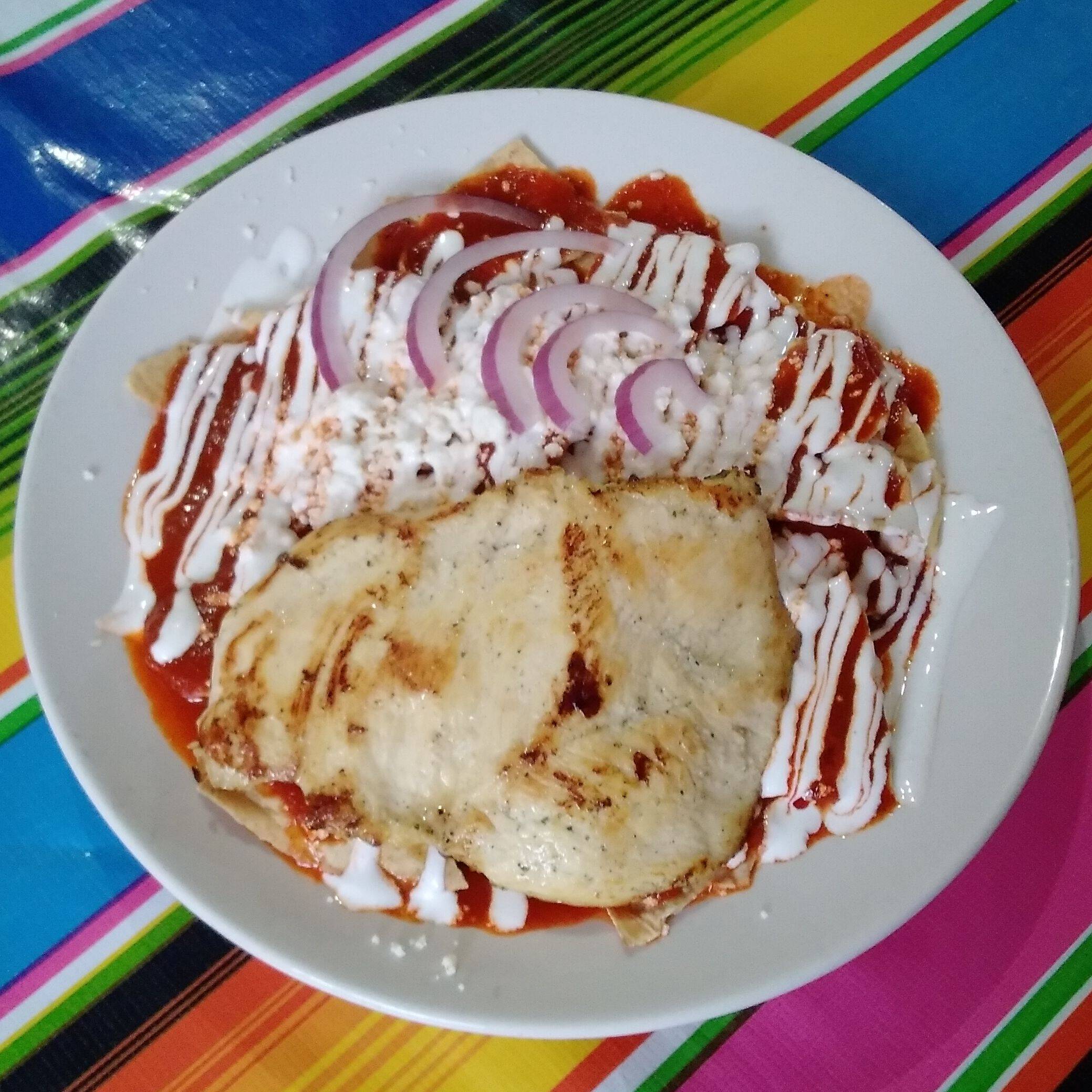 Chilaquiles Rojos