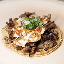 Taco de Bistec con Queso
