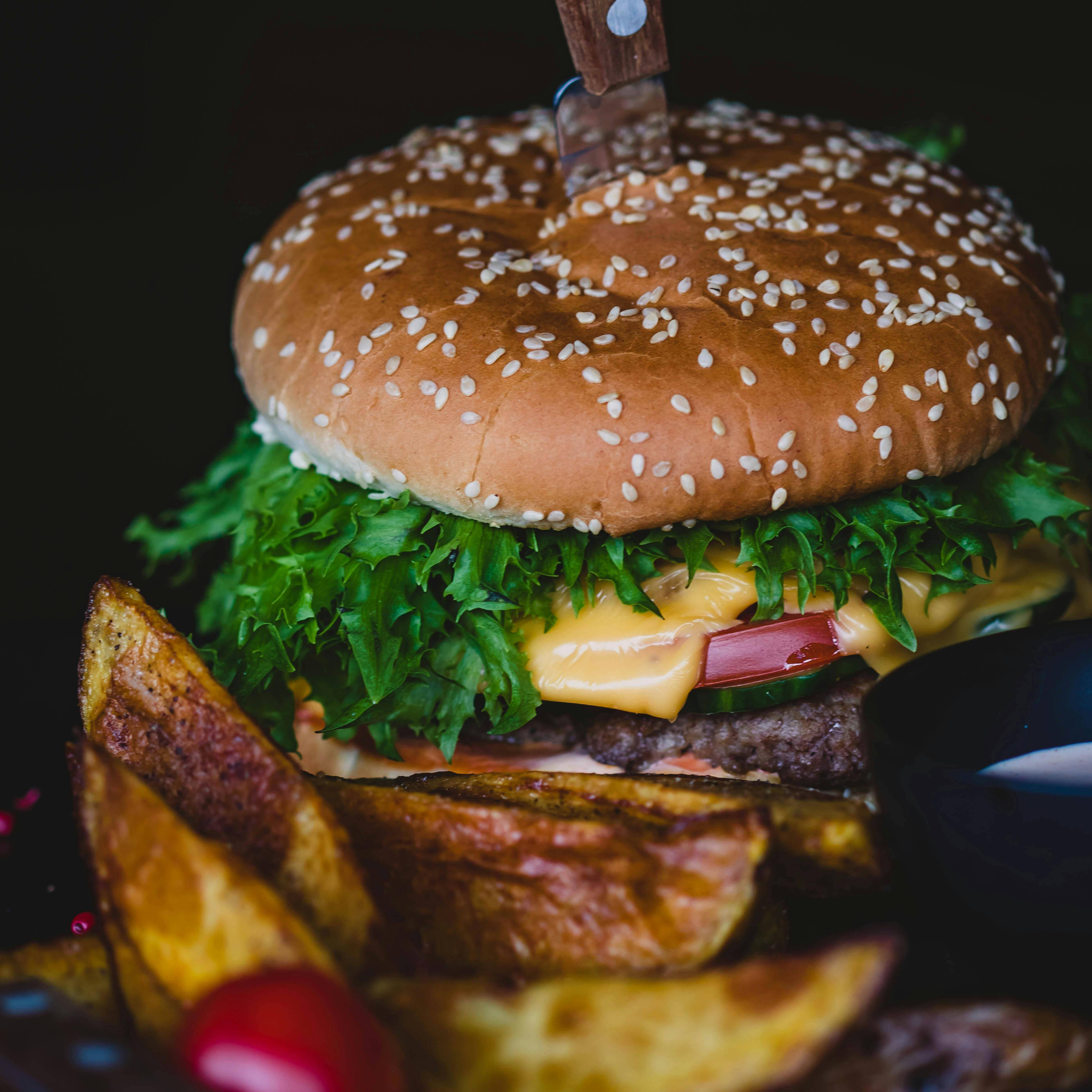 Hamburguesas Duo + Papas + Bebidas