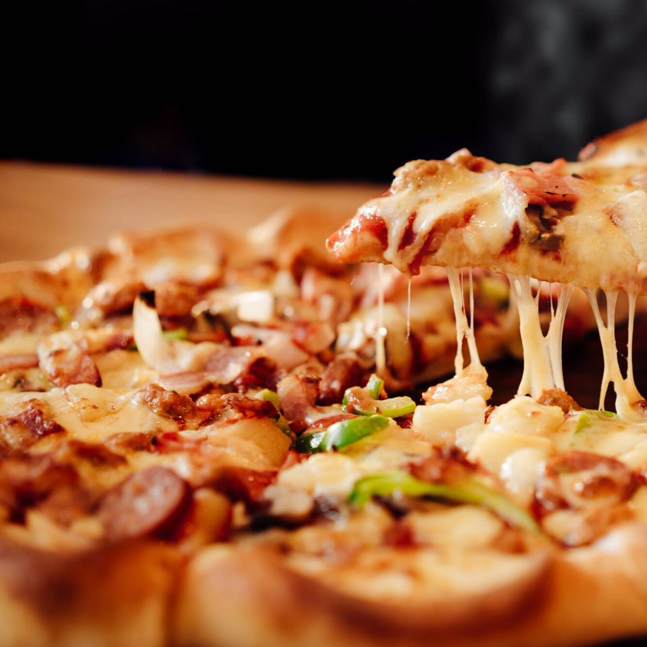 Pizza Mediana en combo+ gaseosa 1.5