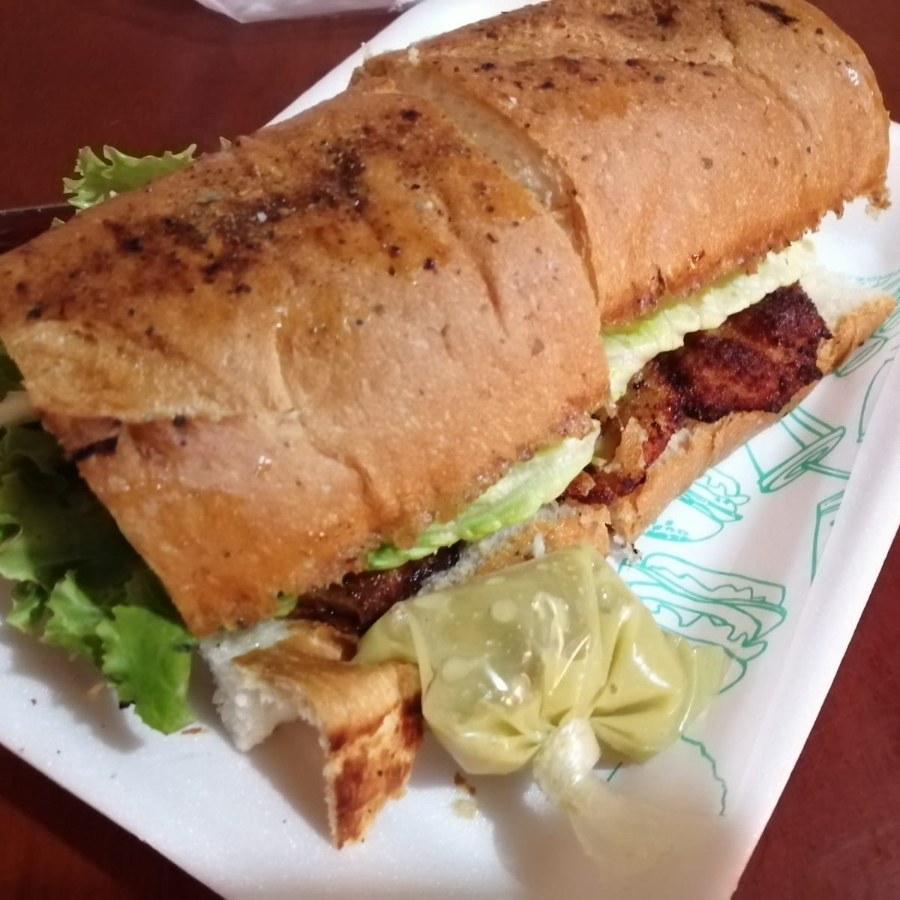 Baguette de Milanesa de Pollo