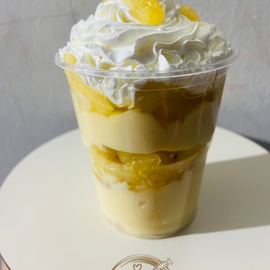 BRIGADEIRO DE NINHO,ABACAXI E CHANTININHO