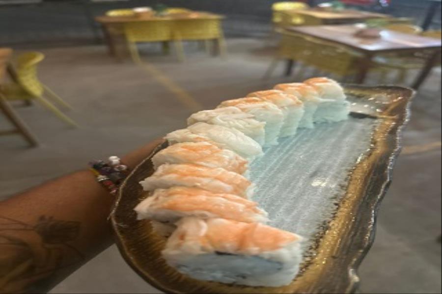 SHUSHI EBI ROLL