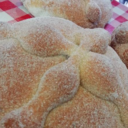 Pan de Muerto Mediano Relleno