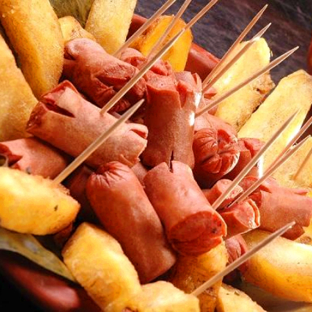 Salchipapas