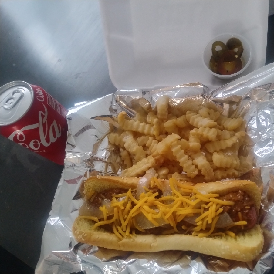 combo chilli dog jumbo con papas y refresco