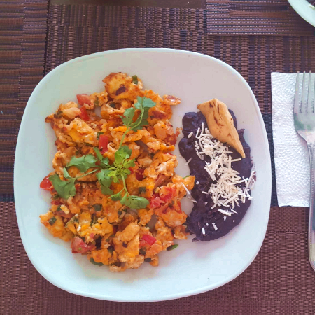 Huevos a la Mexicana