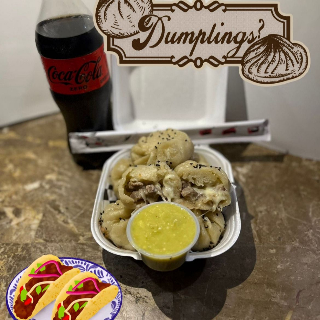 Dumplings de Arrachera con Queso