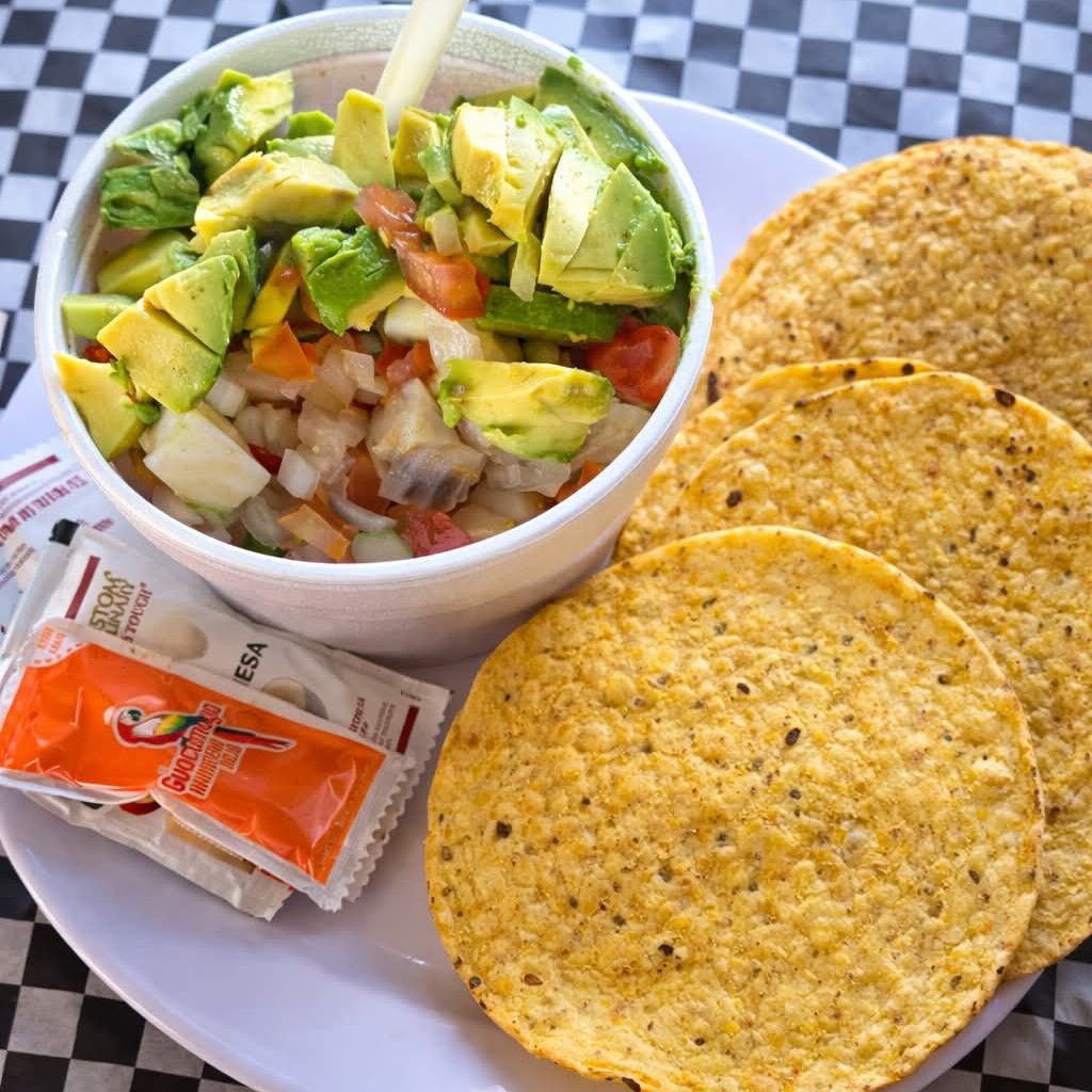 Ceviche Mixto ½ de Camarón y Pescado