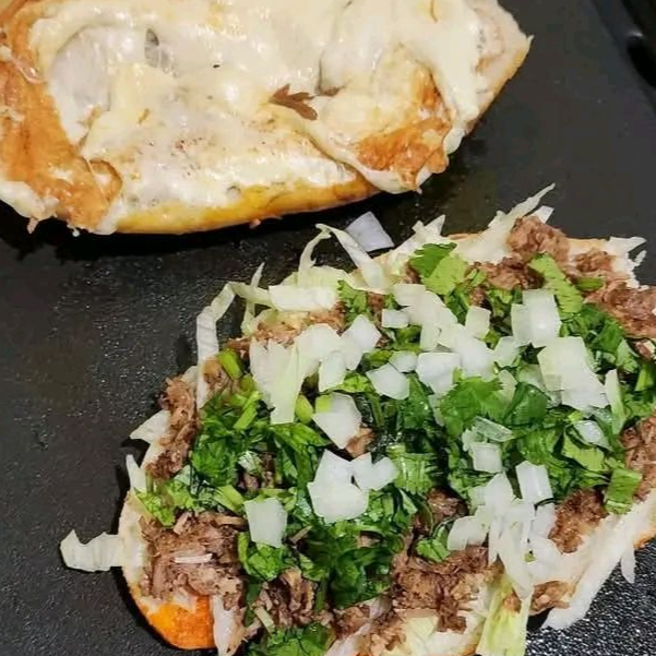 Torta con Queso de Asada