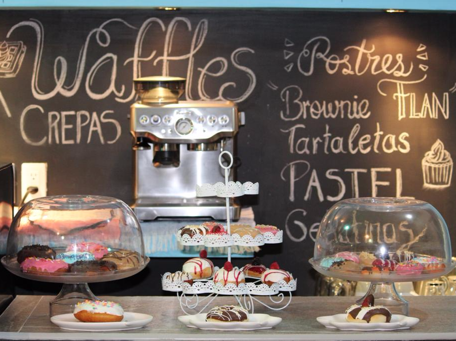 CAFÉ Y REPOSTERÍA CHAPUS GREEN