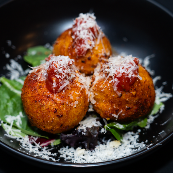 Bolas de Queso