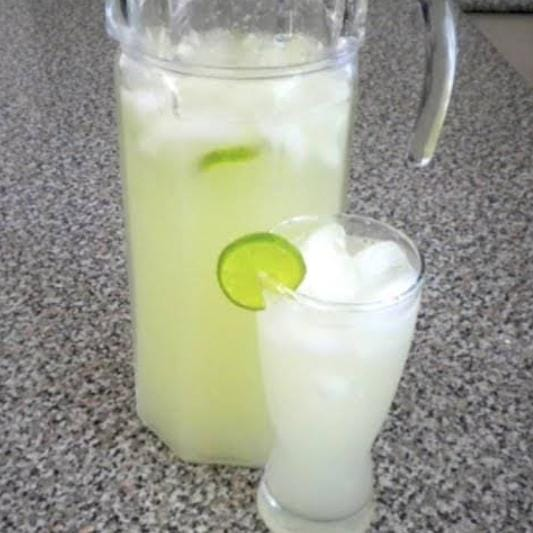 Agua de Limón 1 L.