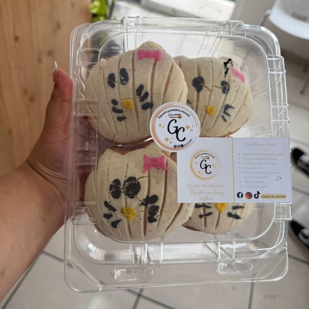 Concha de hello kitty de Gusto al Corazon