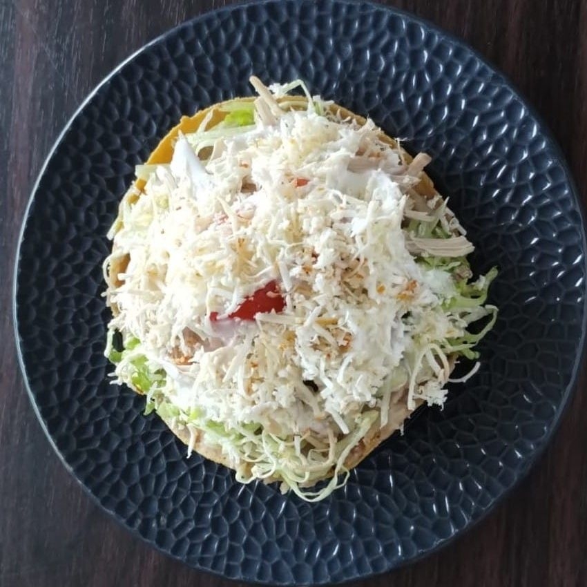 Tostada Carne Deshebrada