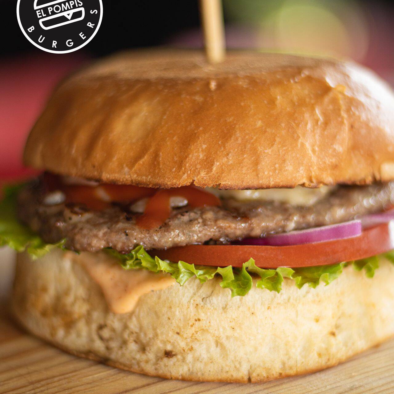 Hamburguesa Clásica al Carbón