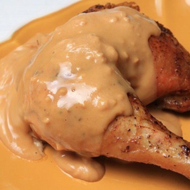 Pollo Sabor Cacahuate