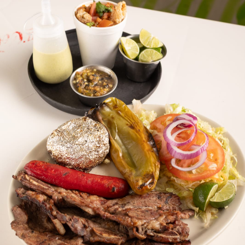Orden de Costillas y Papa Asada