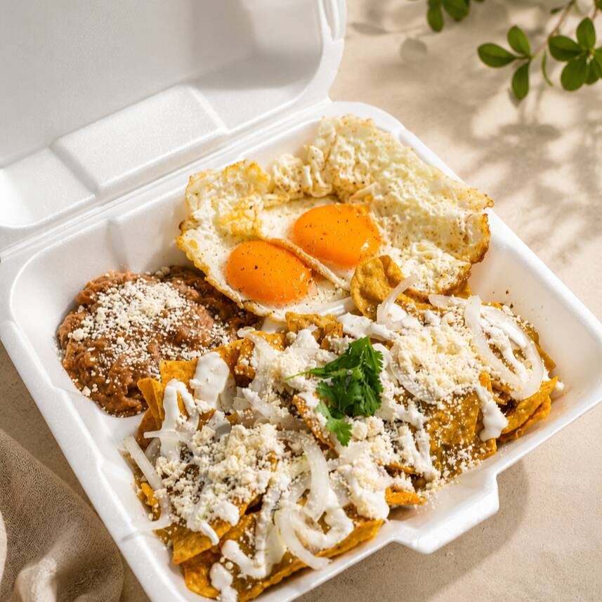Chilaquiles Rojos o Verdes