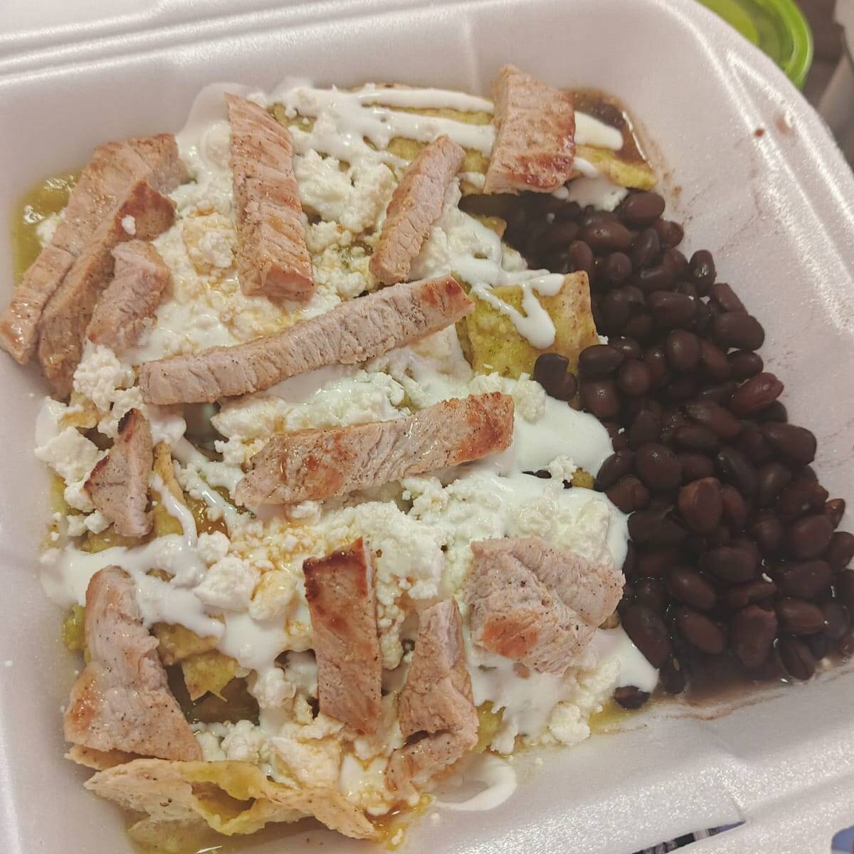 Chilaquiles Verdes Con Arrachera