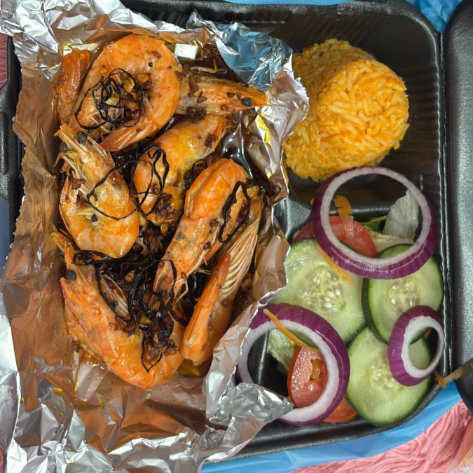Camarones al ajillo
