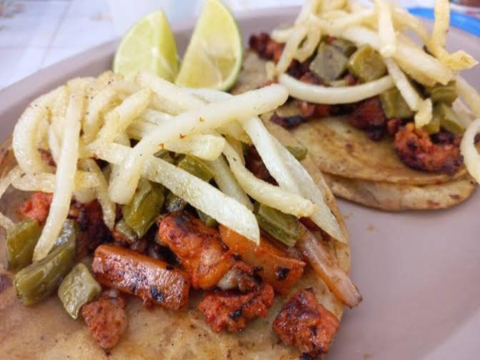 Echate Otro Taco