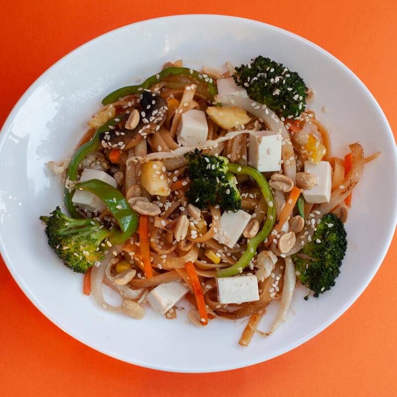 Wok Tallarin con Tofu