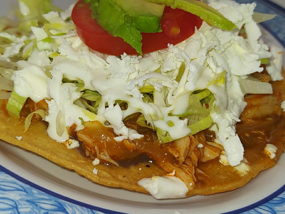 Tostada de Tinga