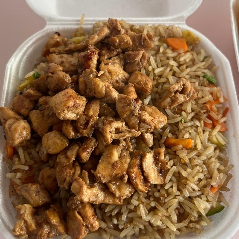 YAKIMESHI DE POLLO