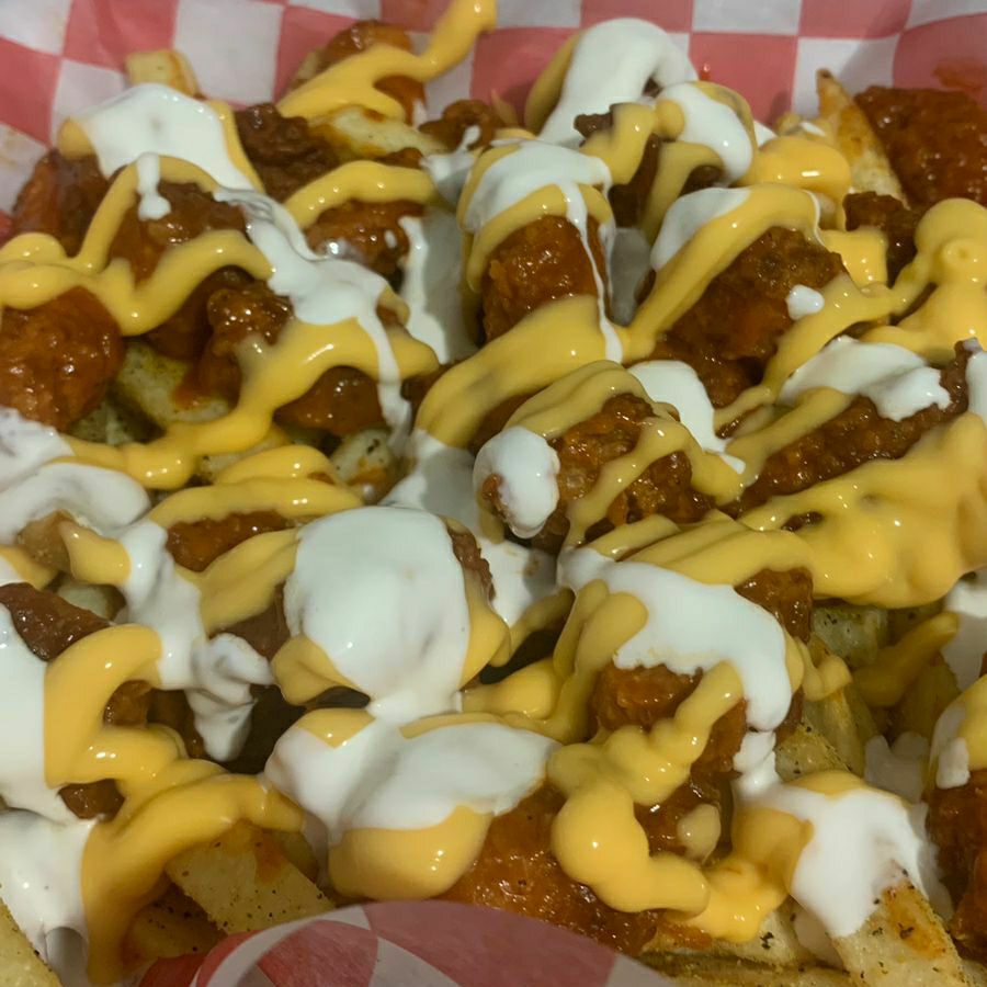 Papas a la francesa con mini boneless