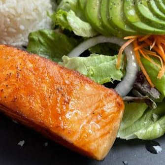 SALMON A LA PLANCHA