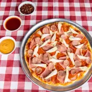 Pizza Cuatro Carnes