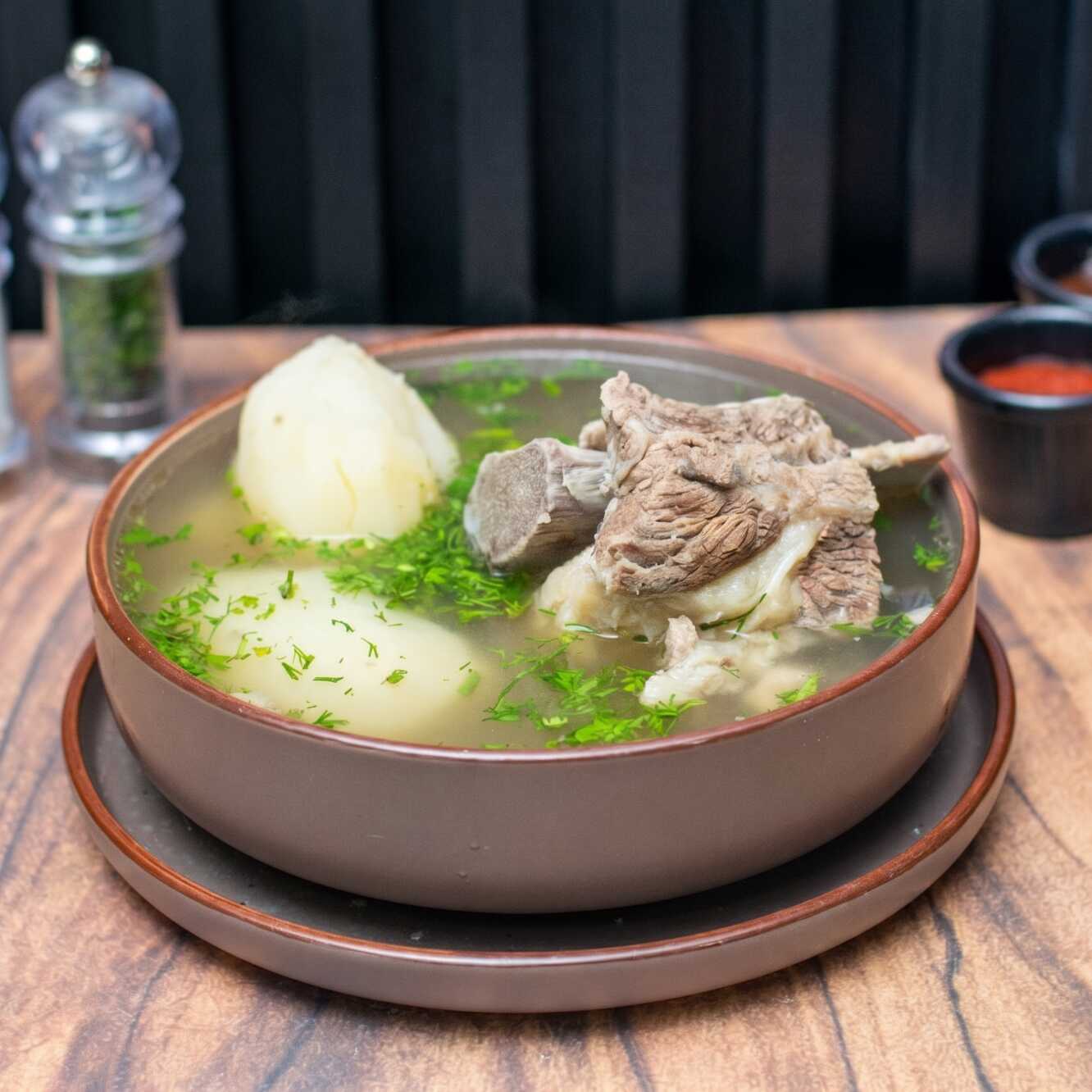 Caldo con Costilla