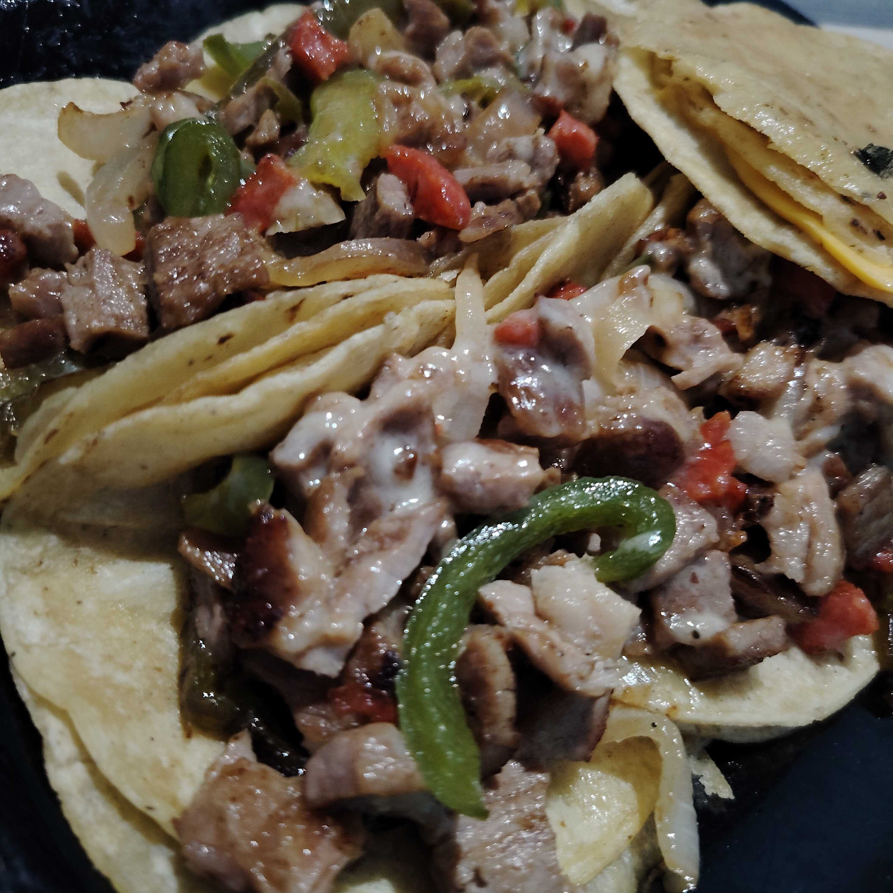 Alambre Pastor con Queso