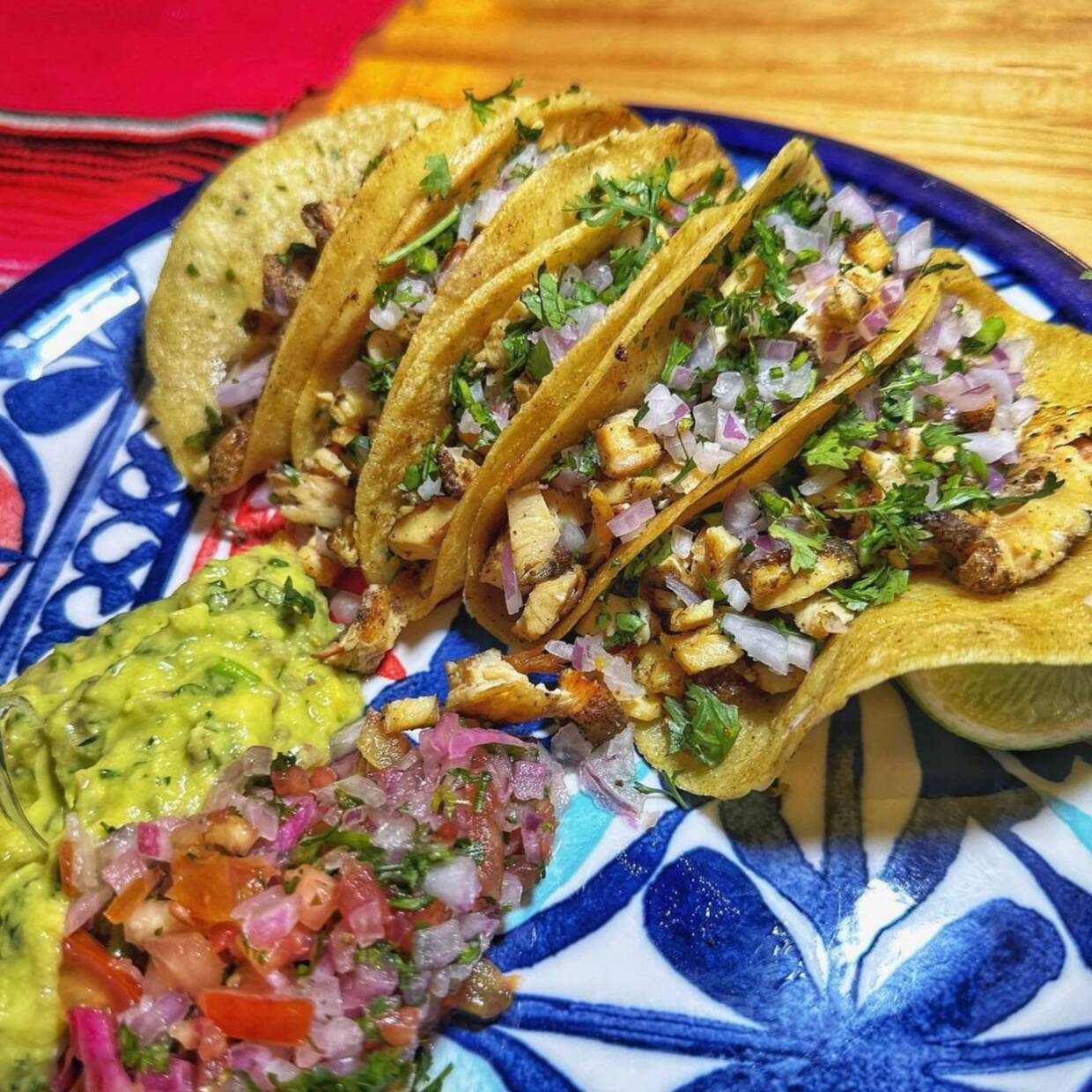 Tacos de pollo x4.