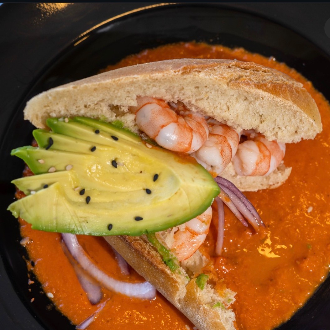 Torta Ahogada de Camarón