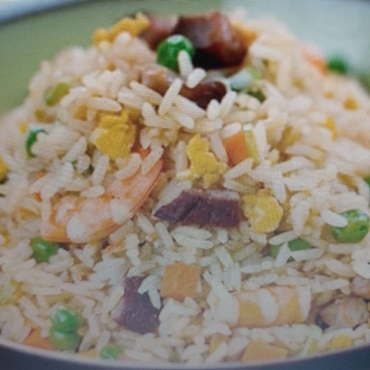 Yakimeshi Cantonés